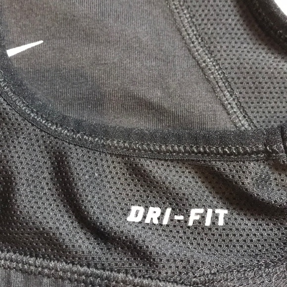 Nike Dri-Fit Reversible Sports Bra - Picture 7 of 8